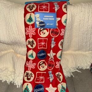 Pillsbury Holiday Plush Throw Blanket - Red